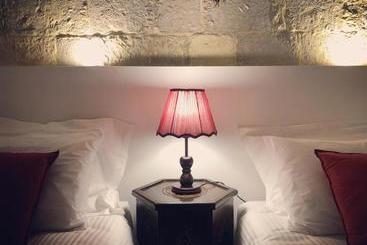 تختخواب و صبحانه Casa Holma