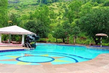 هتل Golden Resort