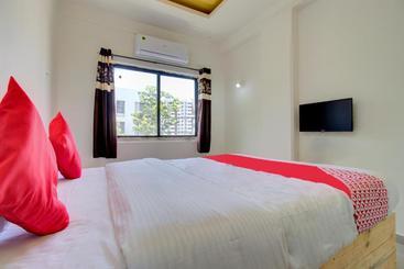 هتل Oyo 70282 Soham Service Apartment