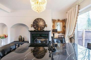 Apartamentos Ramón Gómez