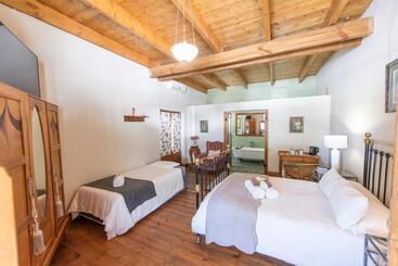 مبيت وإفطار Leo Guest House