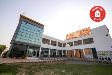 Hotel Capital O 70965 Sudhir  And Banquet