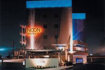 Отель Noon Adults Only