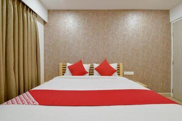 Spot On Hotel Niraj Inn