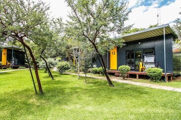 ホテル Sleepover Lanseria