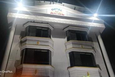 בית מלון כפרי Amol