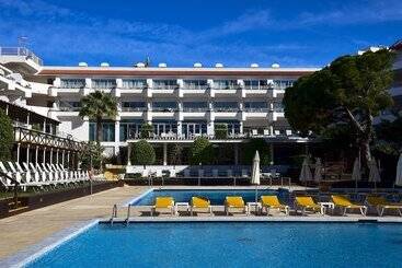 Aparthotel Aqualuz Lagos by The Editory