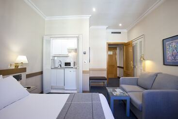 هتل آپارتمان Espahotel Gran Vía