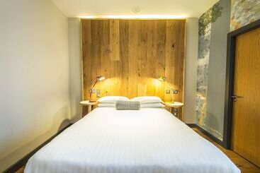 Cairn Hotel Newcastle Jesmond   Part Of The Cairn Collection