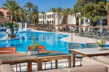 호텔 Zahara Resorts & Villas