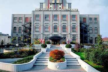 Starhotels Business Palace