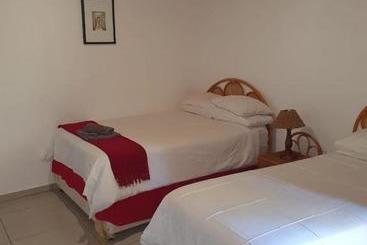 צימר Carsdale Country Lodge