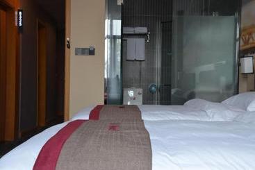 Thank Inn Chain Hotel Henan Luoyang Mengjin County Huimeng Avenue Bilingual School