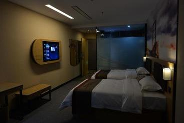 Thank Inn Chain Hotel Sichuan Mianyang Yuzhong Road Airport