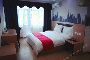 Thank Inn Chain Hotel Jiangxi Nanchang Zhongshan Road August 1st Pavilion Mero Station