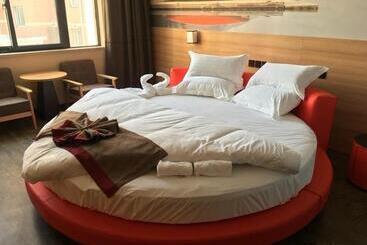 Thank Inn Chain Hotel Shanghai Baoshan District Yang Hang Town