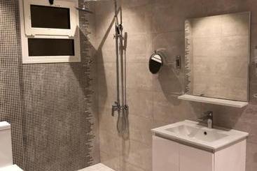 Anan Suites