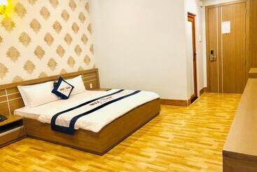 هتل Khách Sạn Ngọc Thành 2