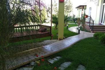 بنسيون Green House Eco