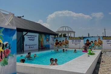 هاستل Trio Hotel Restaurant