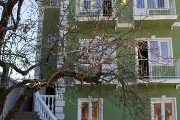 هاستل Guest House Vzgorye