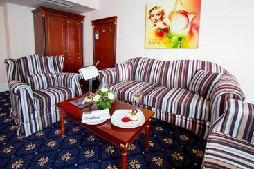 A Hoteli   Hotel Sloboda