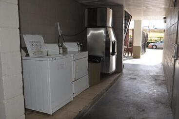 فندق على الطريق My Home & Suites Covington