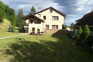 بنسيون Penzión Toliar