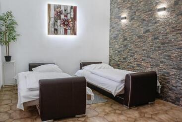 črni Baron Pension Black Baron