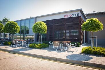 渡假胜地  Aerocafe