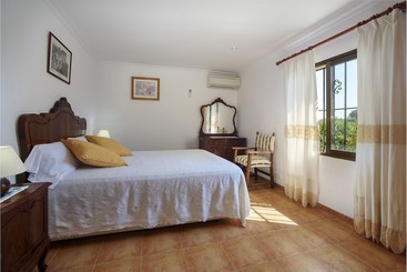Olivera Marina
