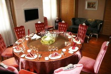 هتل Beijing Sky House Business