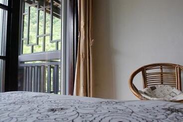 בית מלון כפרי The Old Place In T Youth Hostel