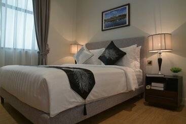 The View Serviced Residence 豪景日式酒店公寓