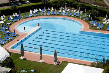 هتل Aris Garden