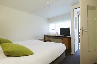 فندق Campanile Lille   Lomme