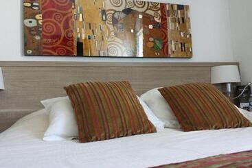 酒店 De Carentan   Anciennement Kyriad