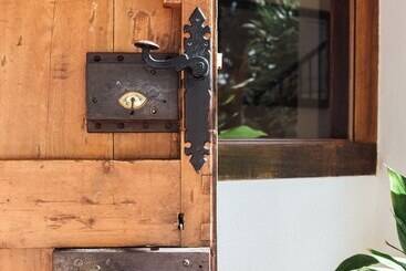 هتل روستایی Rural Sant Ignasi