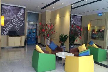 ホテル 7 Days Inn Yangjiang Yangxi Pedestrian Street Branch