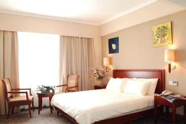 هتل Greentree Inn Beijing Daxing Xingye Street Liyuan Business