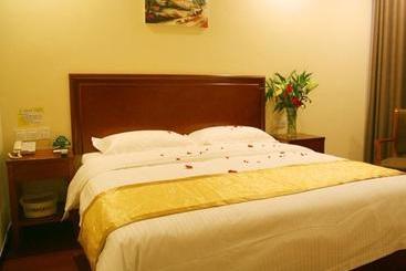 בית מלון כפרי Greentree Inn Shandong Heze Huaying Road Express