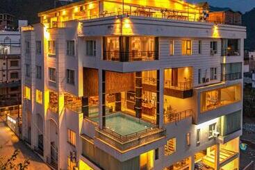 فندق فئة نجمة واحدة Moustache Rishikesh Luxuria