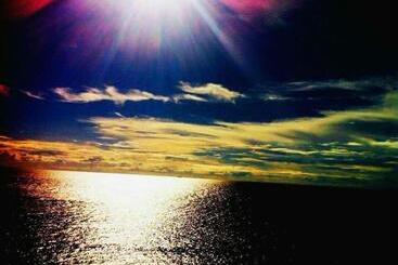 호텔 Ocean View Resort Koh Sichang