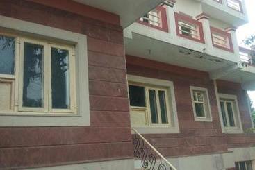 בית מלון כפרי Eisra Wellness Retreat