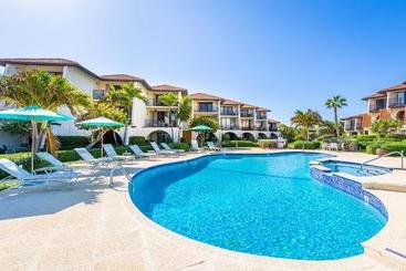 Beach Living At Sunrise To Sunset Villa