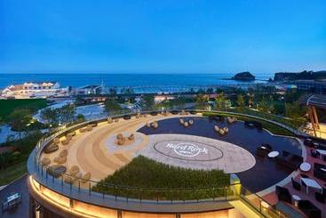 Hard Rock Hotel Dalian