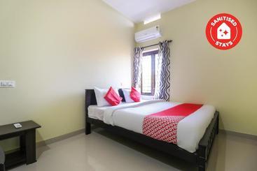 בית מלון כפרי Liberty Apartments