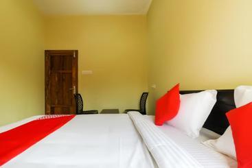 هتل Liberty Apartments