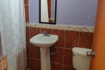 בית מלון כפרי Posada Santa Elena