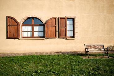 فندق Appartamento Girasole Agriturismo Le Selvole